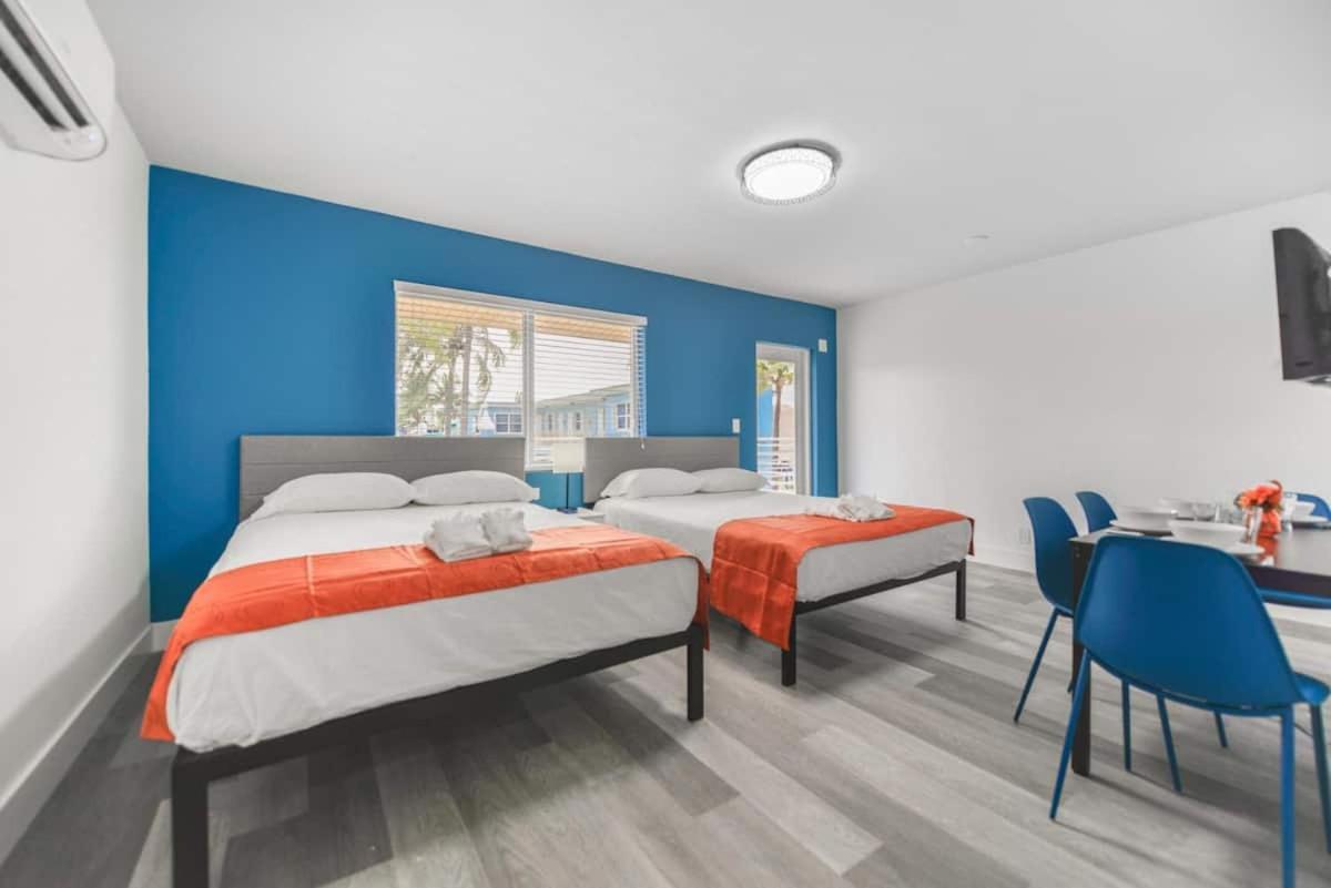 Fantastic 1 Bedroom With Pool Steps From The Beach #43 Hollywood Esterno foto