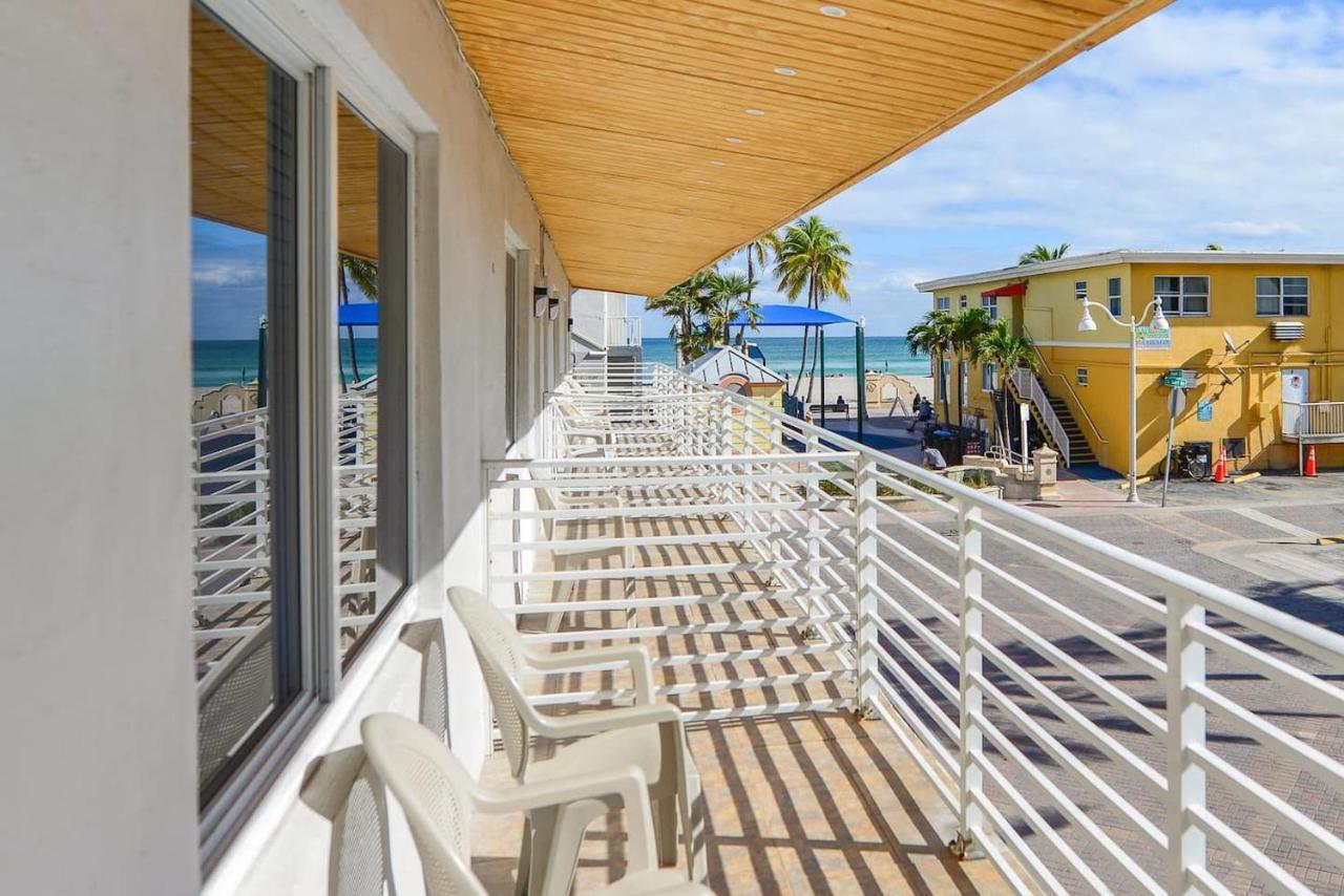 Fantastic 1 Bedroom With Pool Steps From The Beach #43 Hollywood Esterno foto
