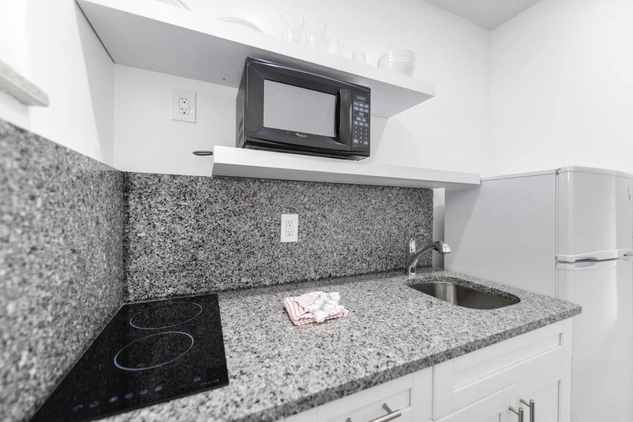 Fantastic 1 Bedroom With Pool Steps From The Beach #43 Hollywood Esterno foto