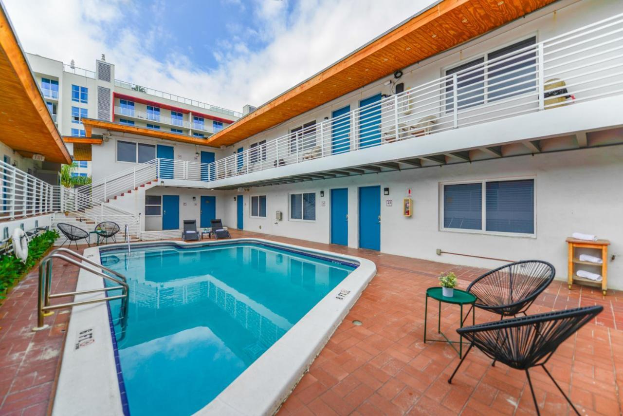 Fantastic 1 Bedroom With Pool Steps From The Beach #43 Hollywood Esterno foto